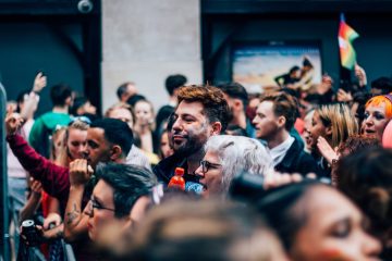 "כחברה, אנחנו מחפשים כל הזמן דרכים להירגע, לברוח ולמתן"